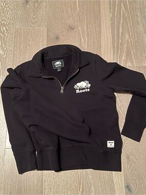 Women’s Roots Black Quarter-Zip Sweatshirt US S